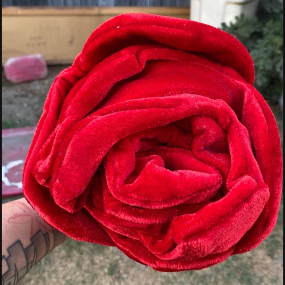 Plush red roses stuffed roses